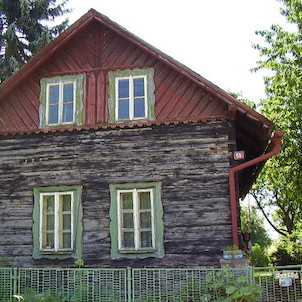 dřevěná chalupa v Línech