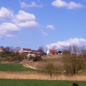 pohled na Krpy, část obce Kropáčova Vrutice