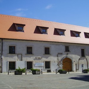 Jílové u Prahy, budova muzea