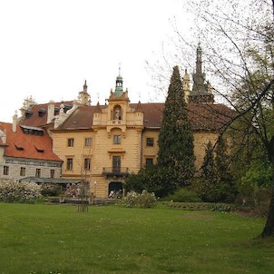 Průhonice 25