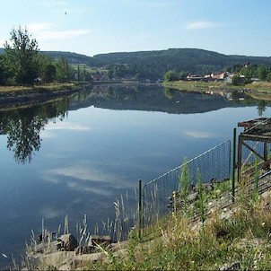 vltava za kamýkem, partie řeky u Kamýka, červenec 03