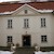 Muzeum T.G.M., V místě mezi presbytářem kostela a Pražskou bránou, v kde původně stávala stará rakovnická fara, si roku 1781 vybudovali cisterciáčtí mniši palác, který měl sloužit k odpočinku při cestách do Prahy. Roku 1933 byla provedena adaptace budovy