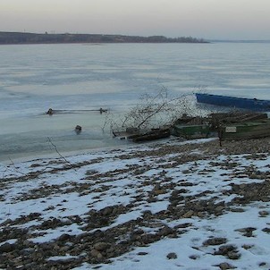 Nechranice, zamrzlá přehrada