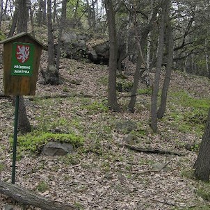 Hradiště, hranice přírodní rezervace