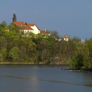 Františkánský klášter, pohled od Kadaňského stupně