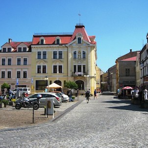 Náměstí Míru - hotel Slávie