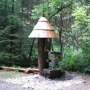 Studánka na cestě k mlýnu