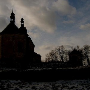 Silueta kostela v Siřemi