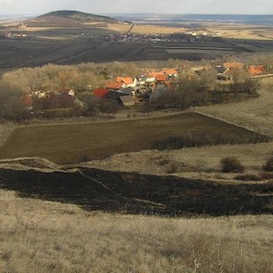 výhled z Číčova, Hořenec