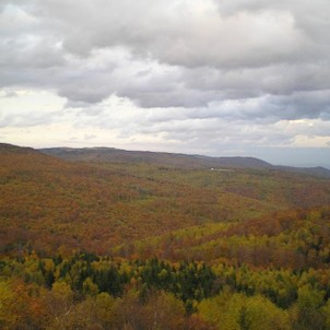 Podzim, Výhled na Krušné hory východním směrem k Loučné