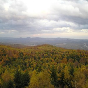 České středohoří, Kruhový výhled na Milešovské středohoří z Jeřabiny