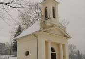 Valdštejnská kaple v Litvínově, Roku 1829 ji nechala postavit Karolina Valdštejnová pro svého manžela Františka Adama z Valdštejna, který byl na osobní přání po své smrti roku 1823 pohřben v Litvínově.