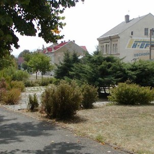 park na náměstí