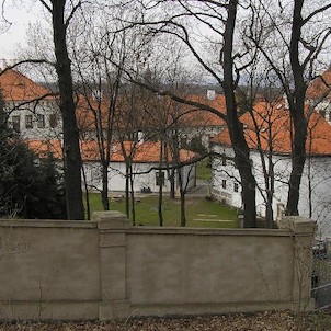 Bílinský zámek, pohled ze zámeckého parku
