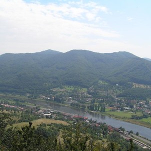 výhled z Kozího vrchu, Neštědice a Velké Březno v údolí Labe