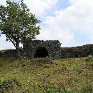 zřícenina Blansko, zbytky hradu