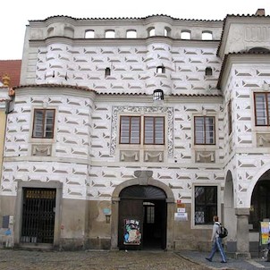 budova muzea na náměstí