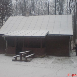 Toto je naša pekná chata Filipka