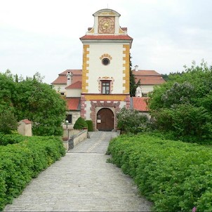 Vstup do zámku