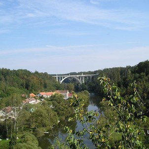 Od zámku