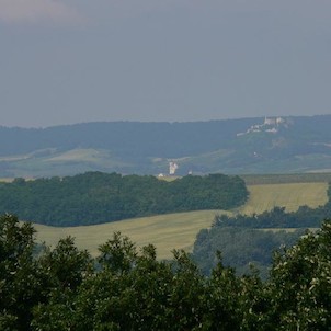 pohled na zříceninu Falkentein