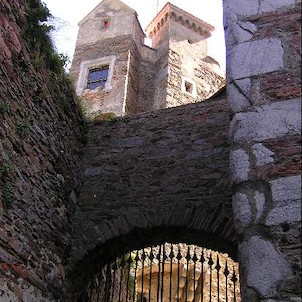 brána