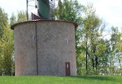 Detail základny rozhledny Nisanka