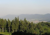 Výhled při sestupu z vrcholu na Strážnici