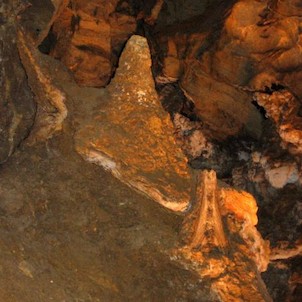 Gejzírové stalagmity