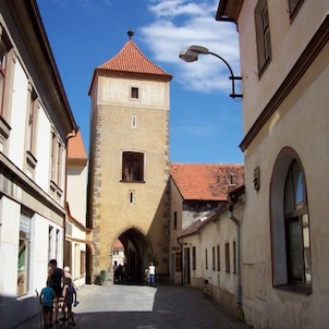 Červená brána