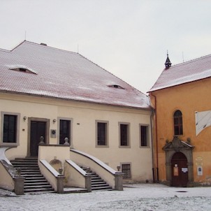 Zámecké nádvoří a muzeum
