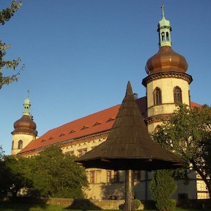 Zámek v Kostelci nad Černými lesy