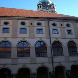 Vnitřní barokní křídlo Zámku Mělník