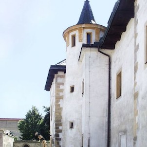 Pohled na budovu Templu z Krajířovy ulice