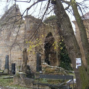 Zřícenina románsko-gotického kostela