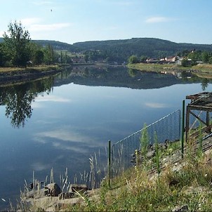 vltava za kamýkem, partie řeky u Kamýka, červenec 03