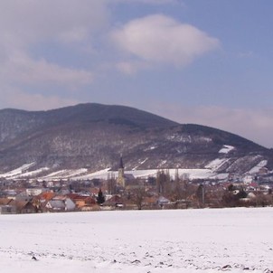 Horné Orešany v zime