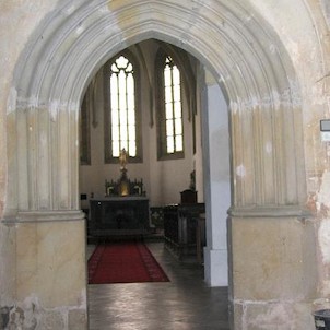 Interiér kostela