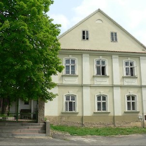Na návsi