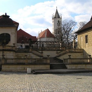 Ptačí schody u zámku