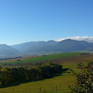 panoráma Nízkych Tatier pohľad z obce