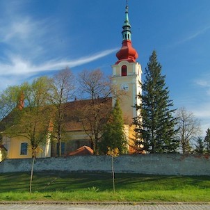 Kostel sv. Václava v Hulíně