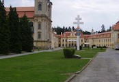 Basilika a církevní gymnázium