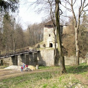 pohled z pěšiny od Svatojánky